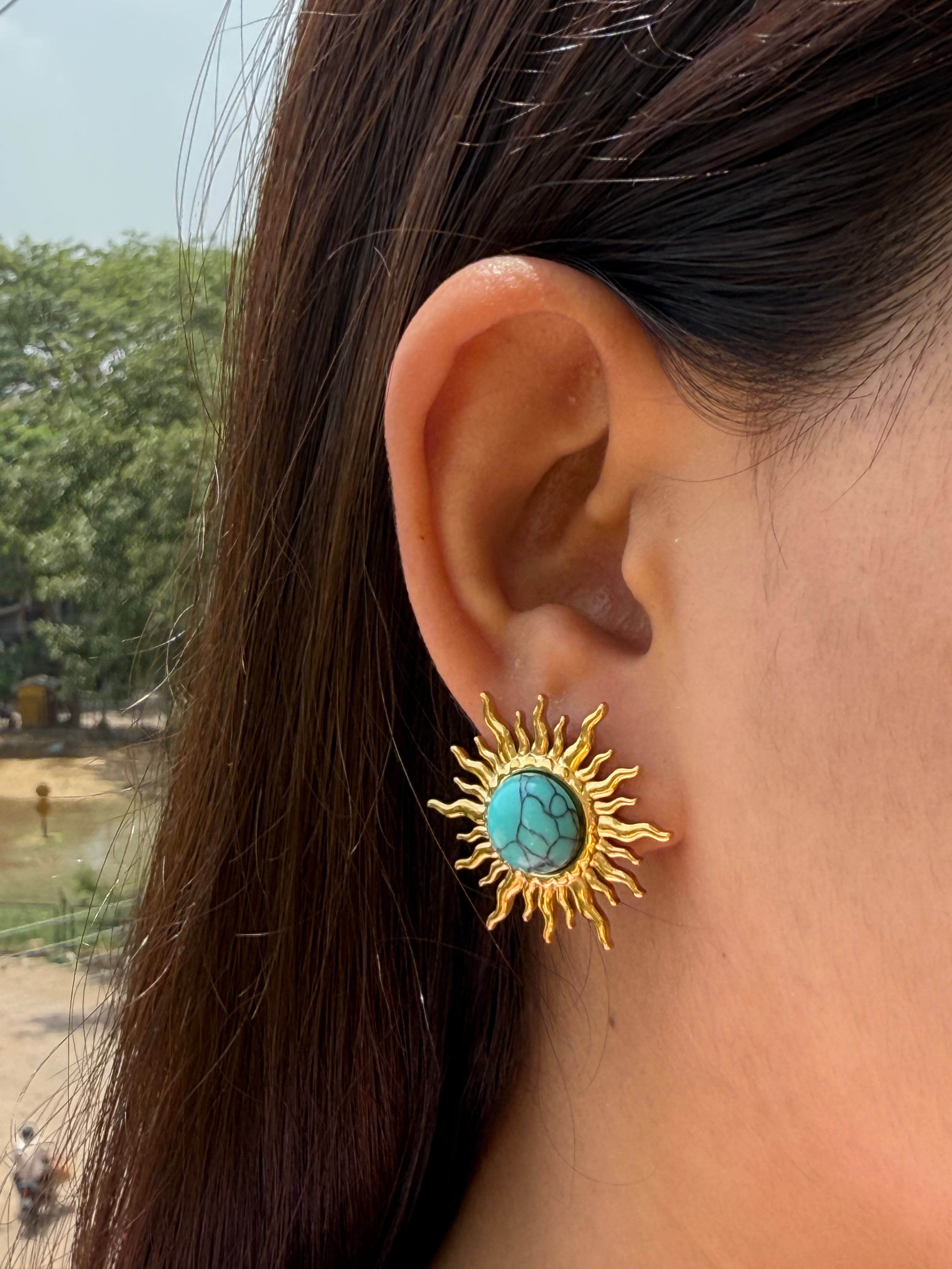 Blue sun earrings